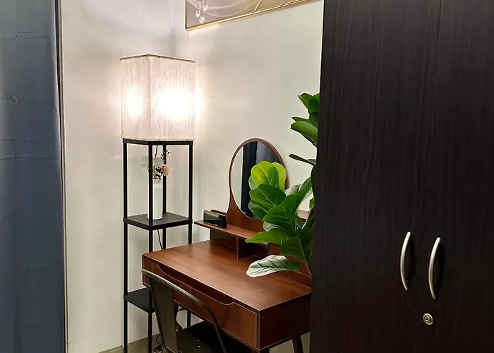 Shore Residences Aurea Aparthotel